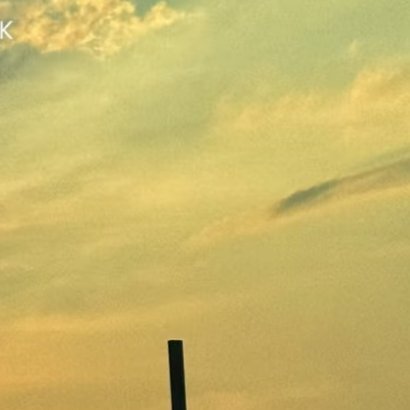 每日一善‎每日一善 管它是日出还是日落呢，重要的是，那一刻，你恰好抬头，而光恰好