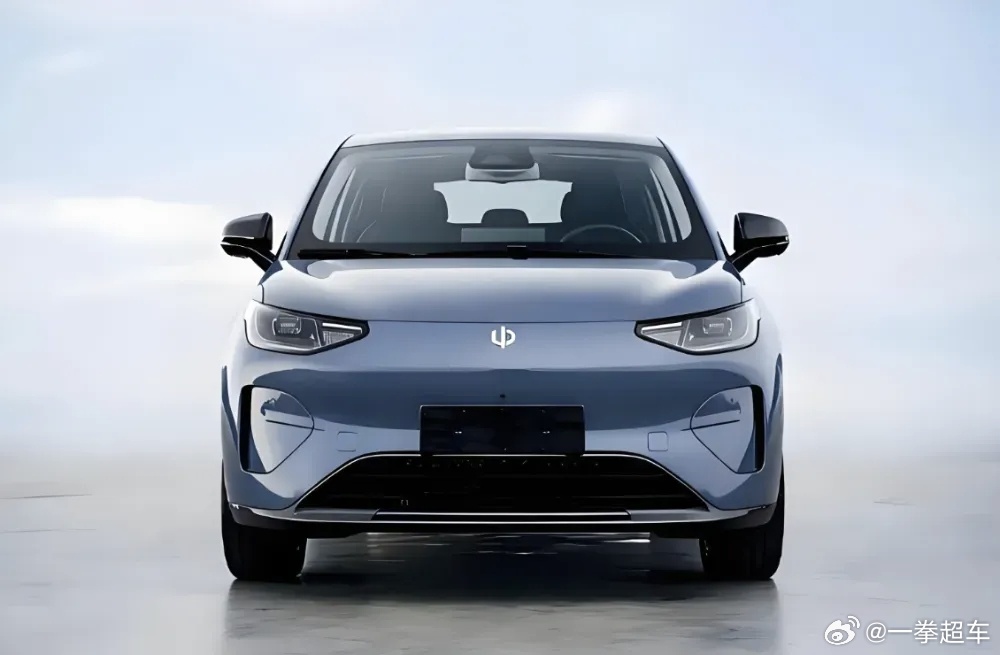 a10还没上市a05又来了，不过a05的比例协调好多，期待下 