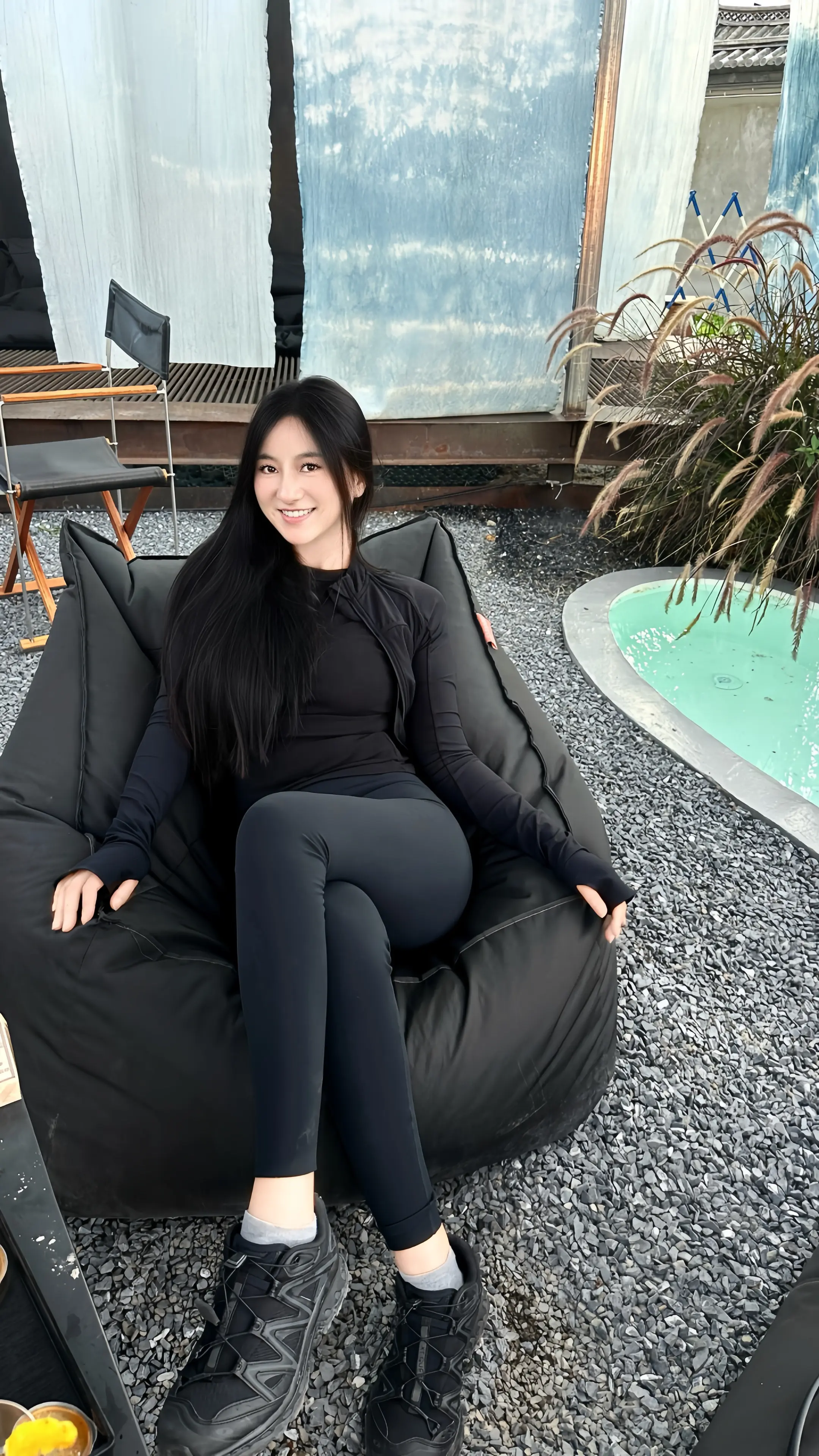 很多人是接不住真诚这种频率的 一旦感受到真诚 他们反而滋生出傲慢和贪婪
