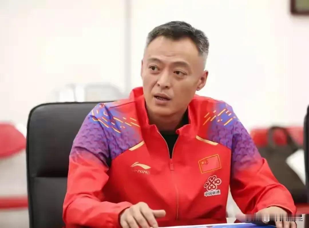 乒协副主席秦志戬今天表示，国乒将派出最强阵容出战9月底举行的中国大满贯，男单包括