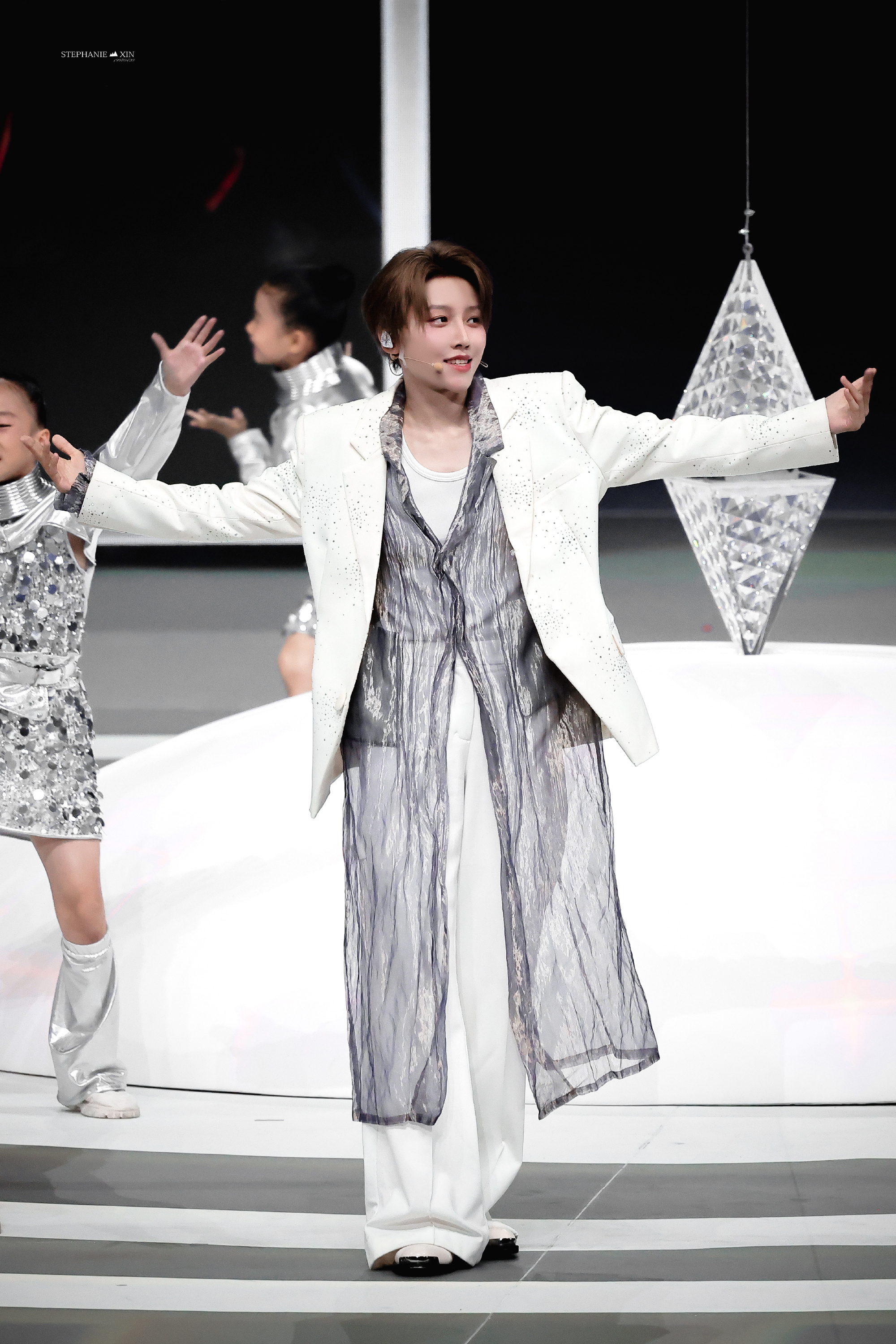 刘雨昕🤖 刘雨昕新生代唱跳天后 【250814｜世界人形机器人运动会开幕式 饭