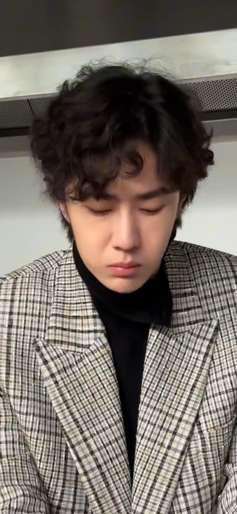 小咪又在偷偷可爱🥺 