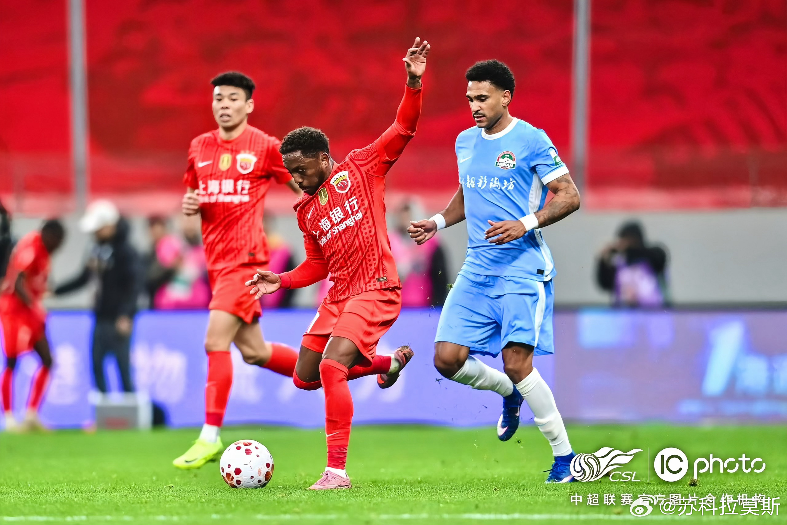 中超河南队 新援姆布拉首秀攻防数据尚可，但因初次置身中超节奏，体能貌似也未达最佳