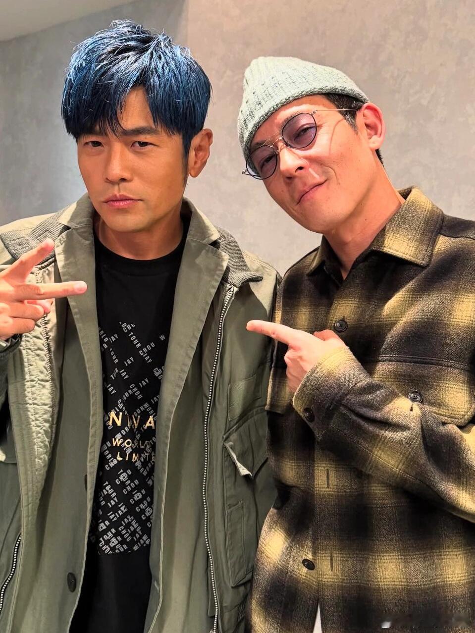 周杰伦回复陈冠希 周杰伦 & 陈冠希||大巨蛋演唱会周杰伦唱《一路向北》镜头切到