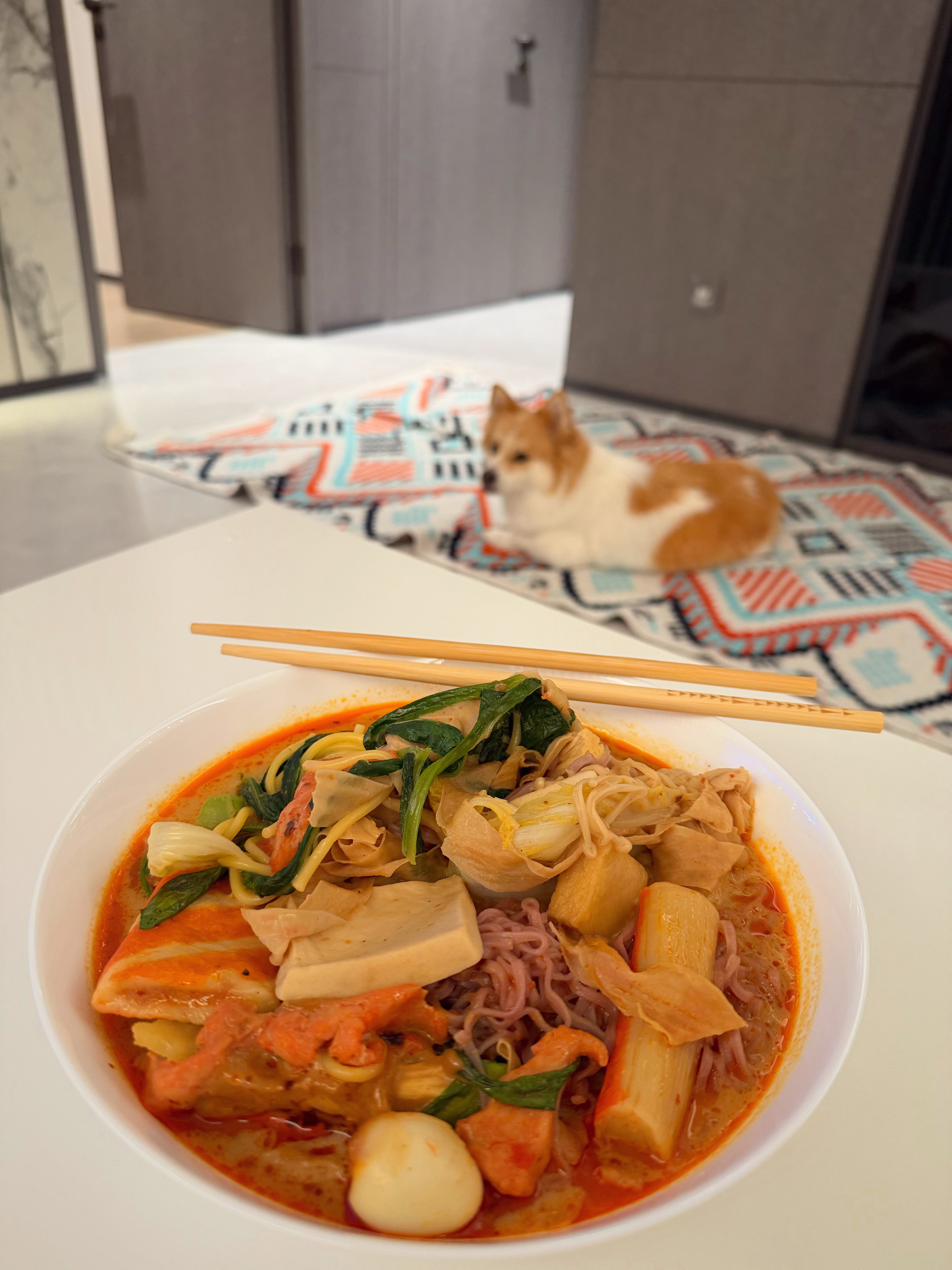我回天津，吃的第一顿饭是麻辣烫，下载了美团，点外卖，鼓捣了半天才弄明白这个麻辣烫