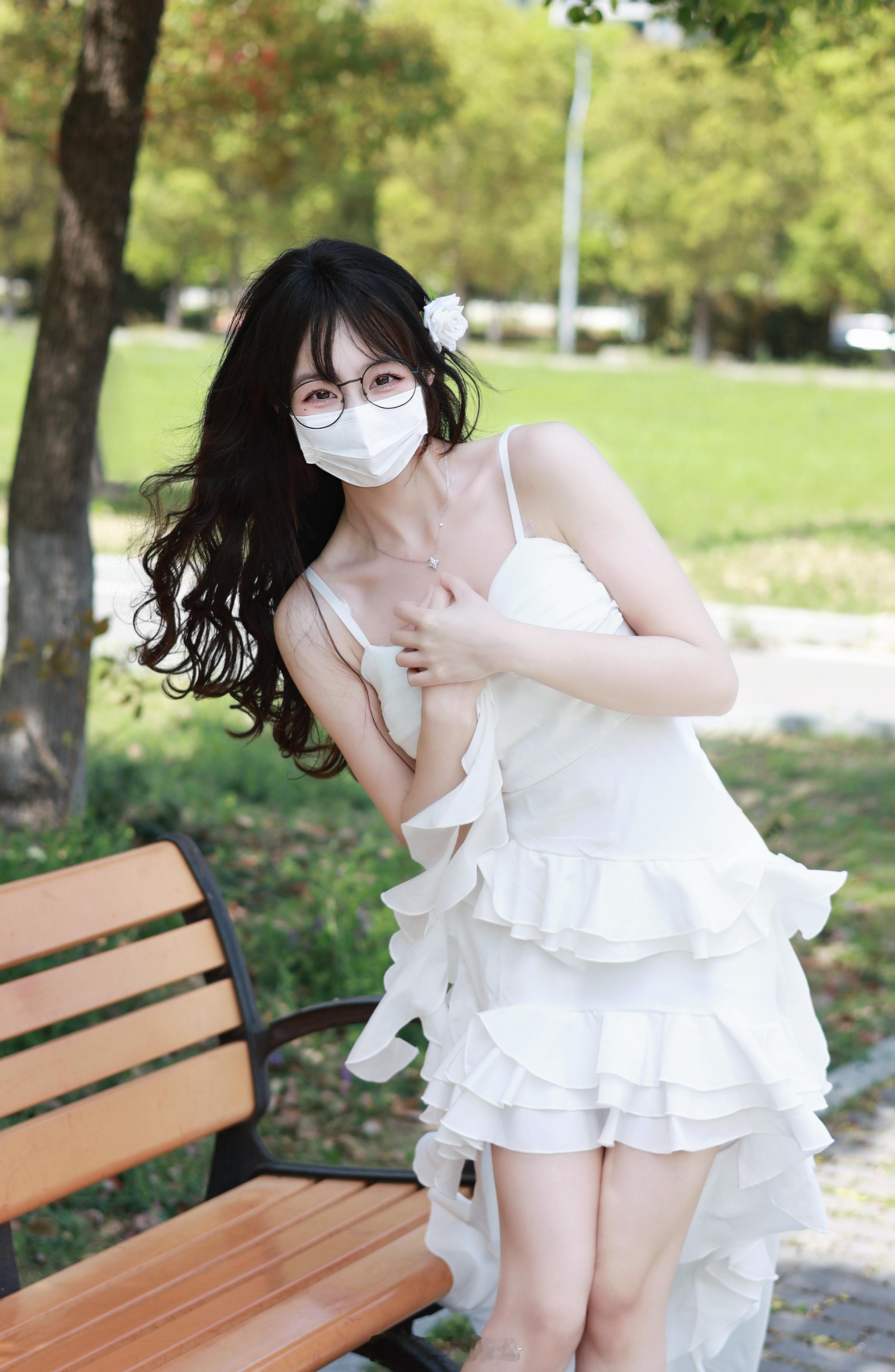 想了半天漂亮话 发现漂亮的是我 