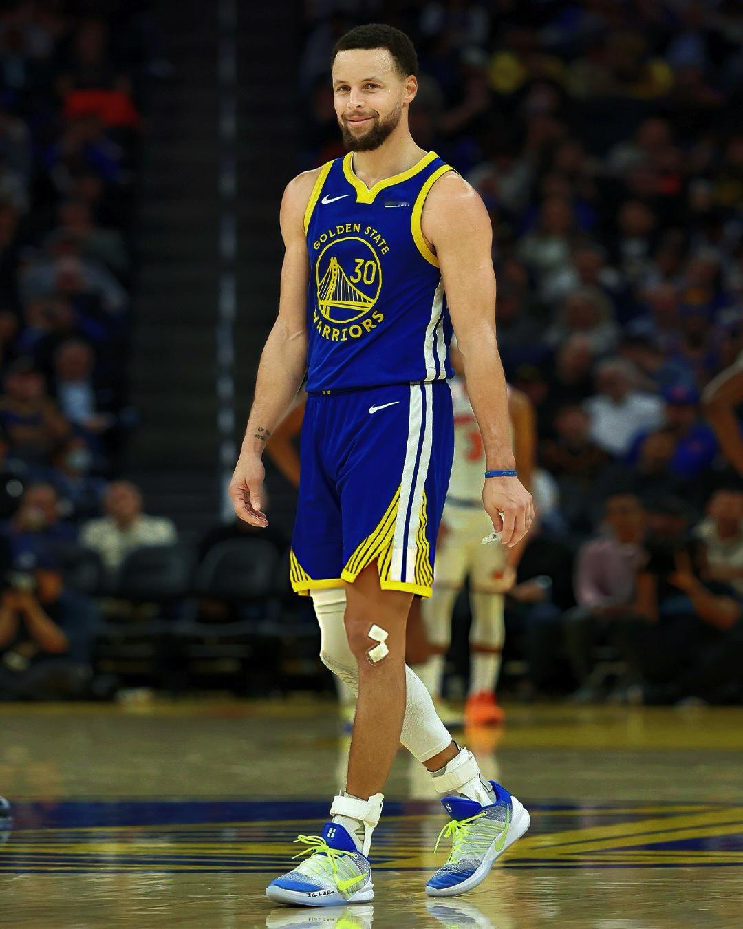 常规赛第42场 27分3篮板7助攻1抢断1盖帽补发•勇士vs尼克斯库里超话创作官