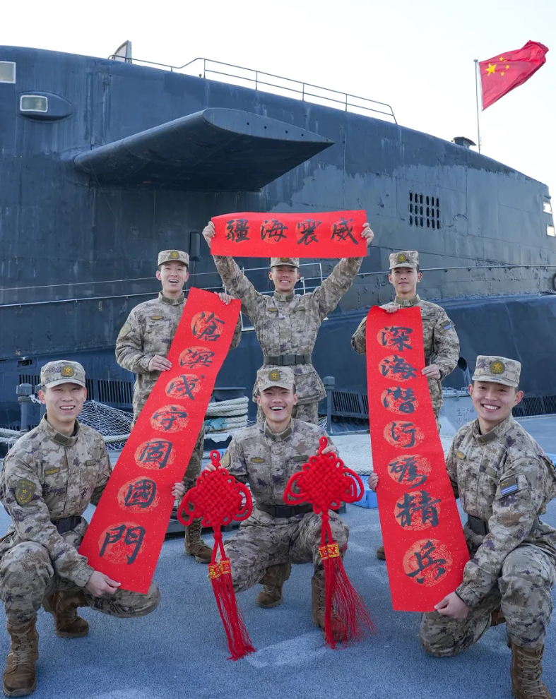 北海黑鱼祝大家小年快乐第一代战略核鱼092、039消声瓦特写独苗092，老骥伏枥