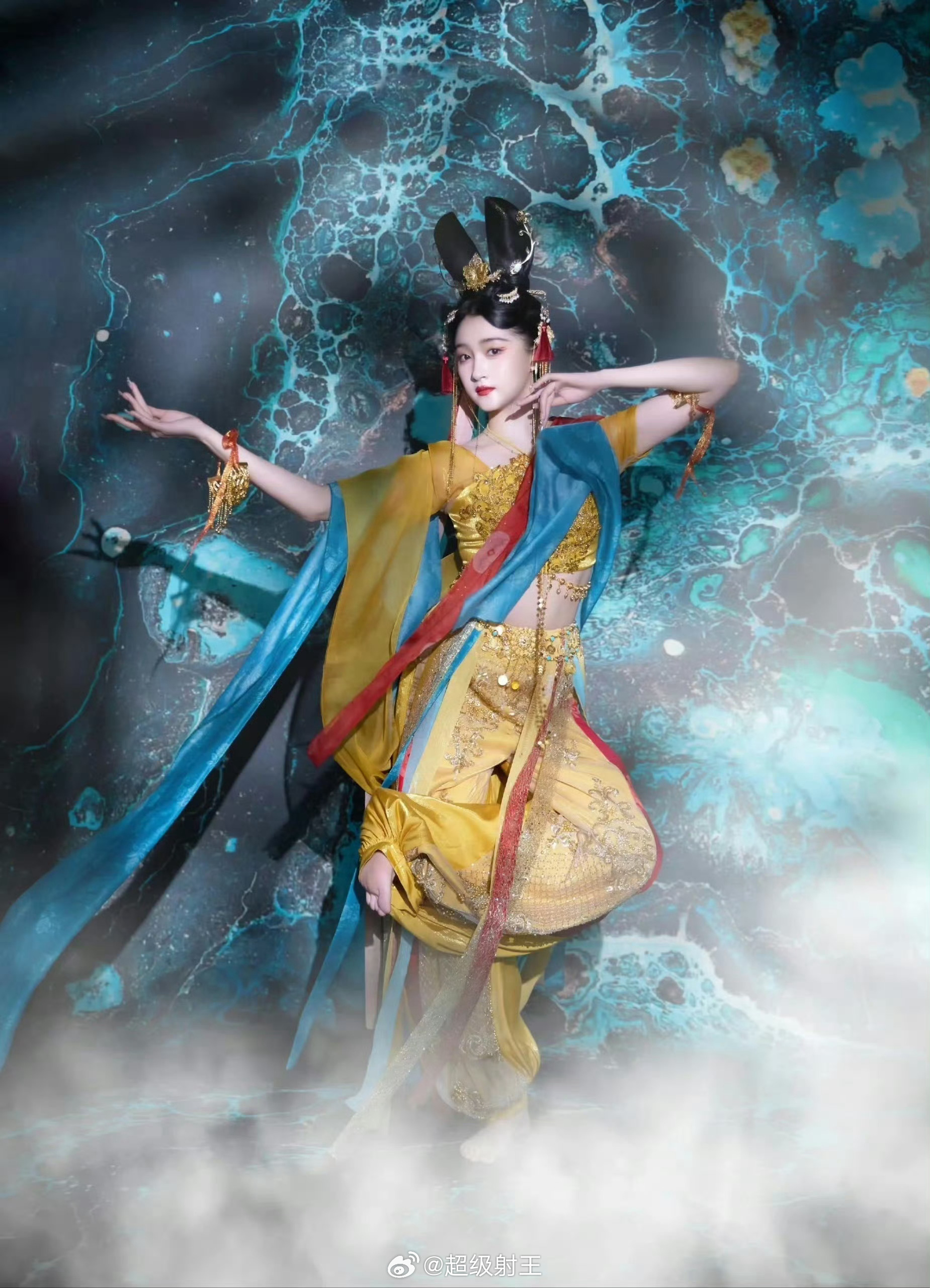 关晓彤 