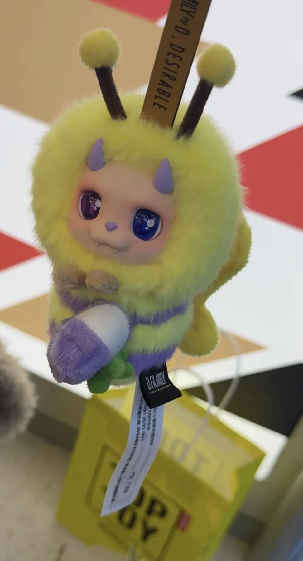 会飞的小蜜蜂带我一起黑夜寻找真相