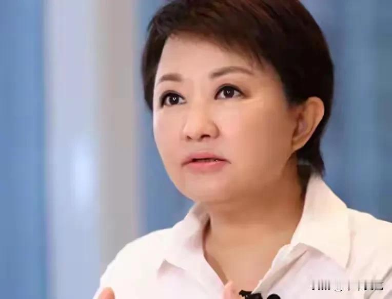 真正的国民党主席应该提出唯一口号“中国统一、世界第一”。