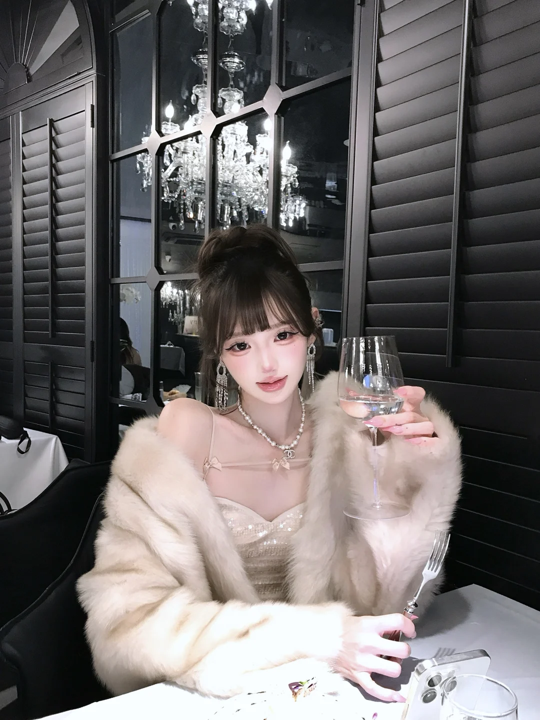 🥂Shining deep night.