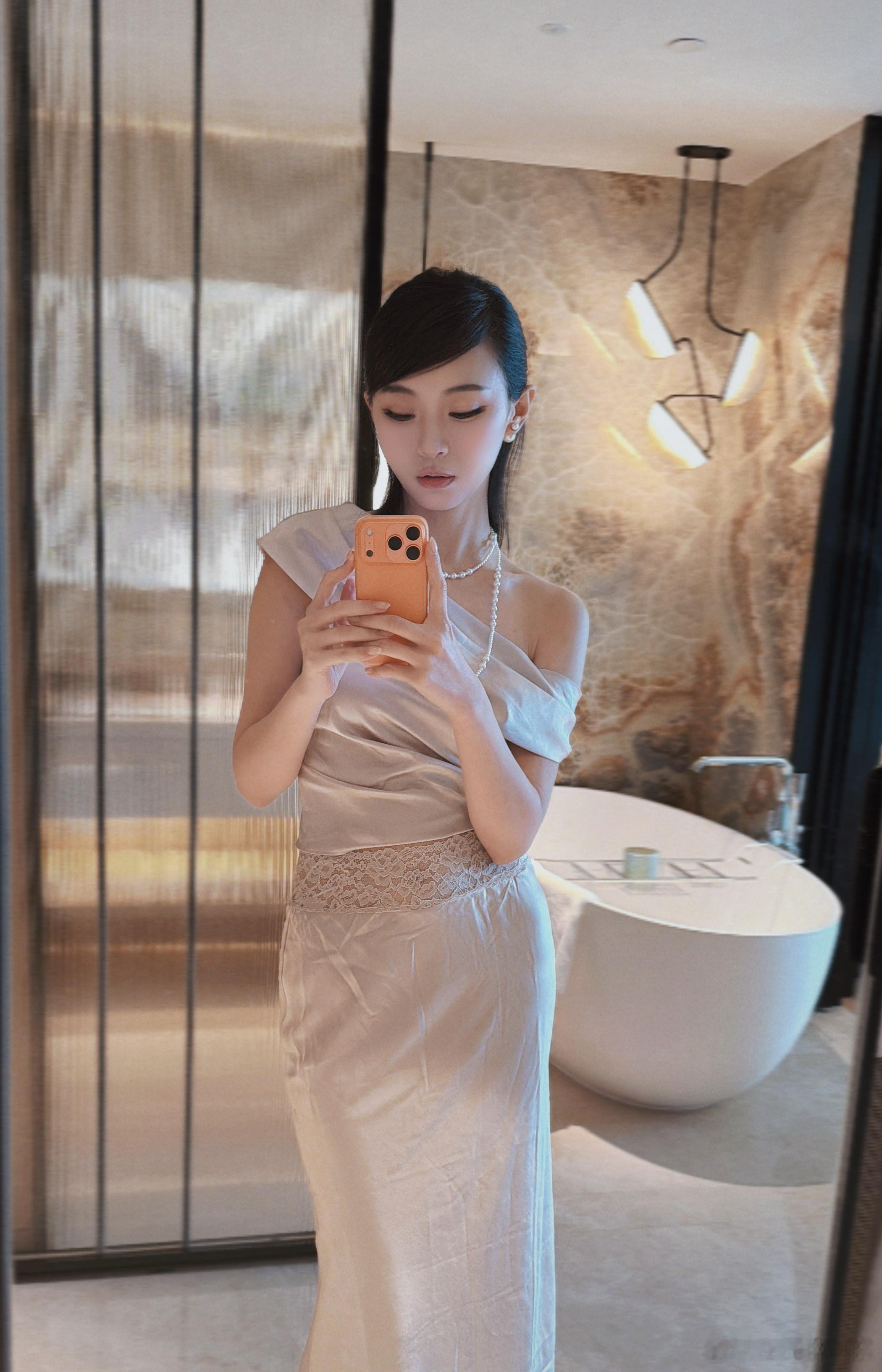 今日副本：一位优雅的女士收工了 广州