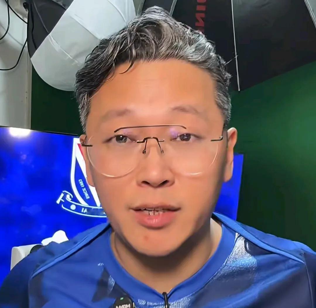 解说员周亮认为，上海申花客场对阵山东泰山根本没必要心虚。
在中超第十轮比赛的前瞻