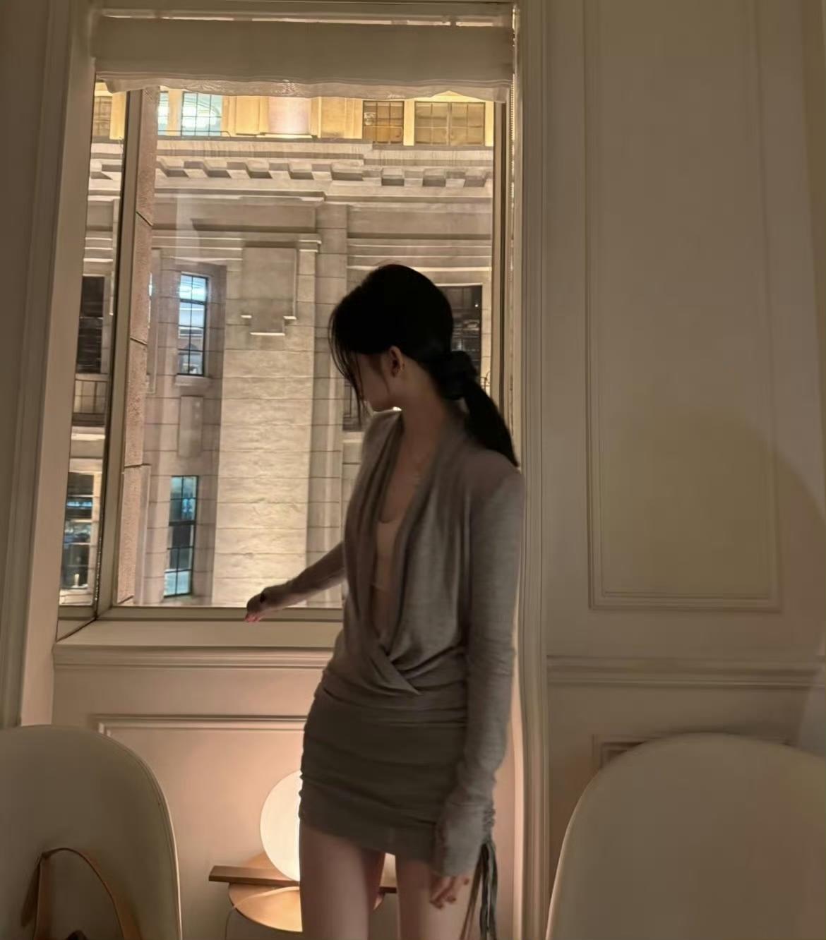 “享受独处比忍受蠢货舒服多了”