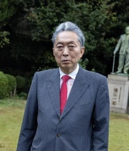 日本前首相曾提醒高市，当年中国免掉千亿赔款，是因给日本立了个死规定，这笔钱按当时