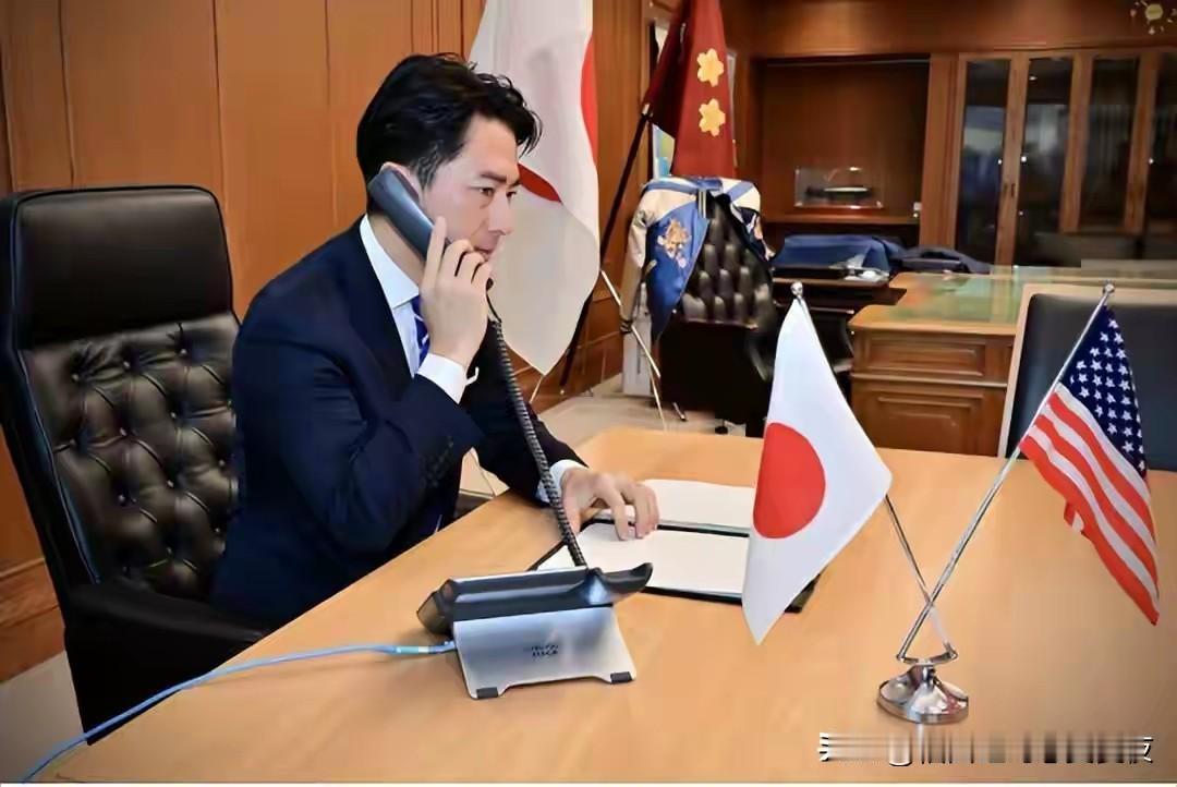 特朗普扯下“面具”，偷偷给日本递刀子，中方的预言要应验了