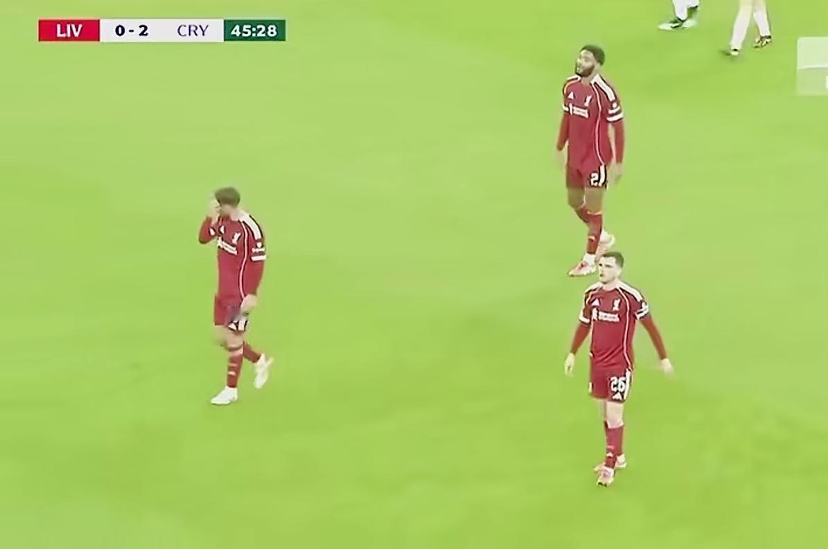 问题严重了！利物浦的颓势真的不是个别球员战术不适配的问题。
利物浦的问题绝对已经