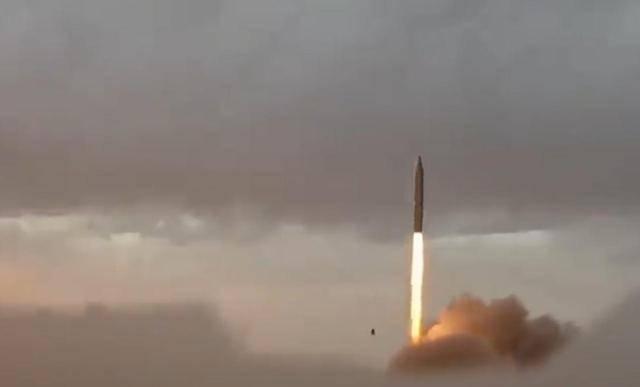 3月10日，伊朗“真实承诺-4”第34轮打击开始，精准导弹以中东地区美军军事基地