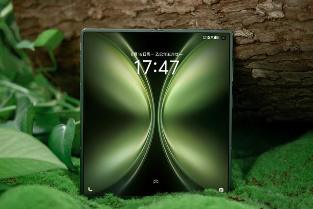 更轻更强 vivo X Fold5【青松】图赏