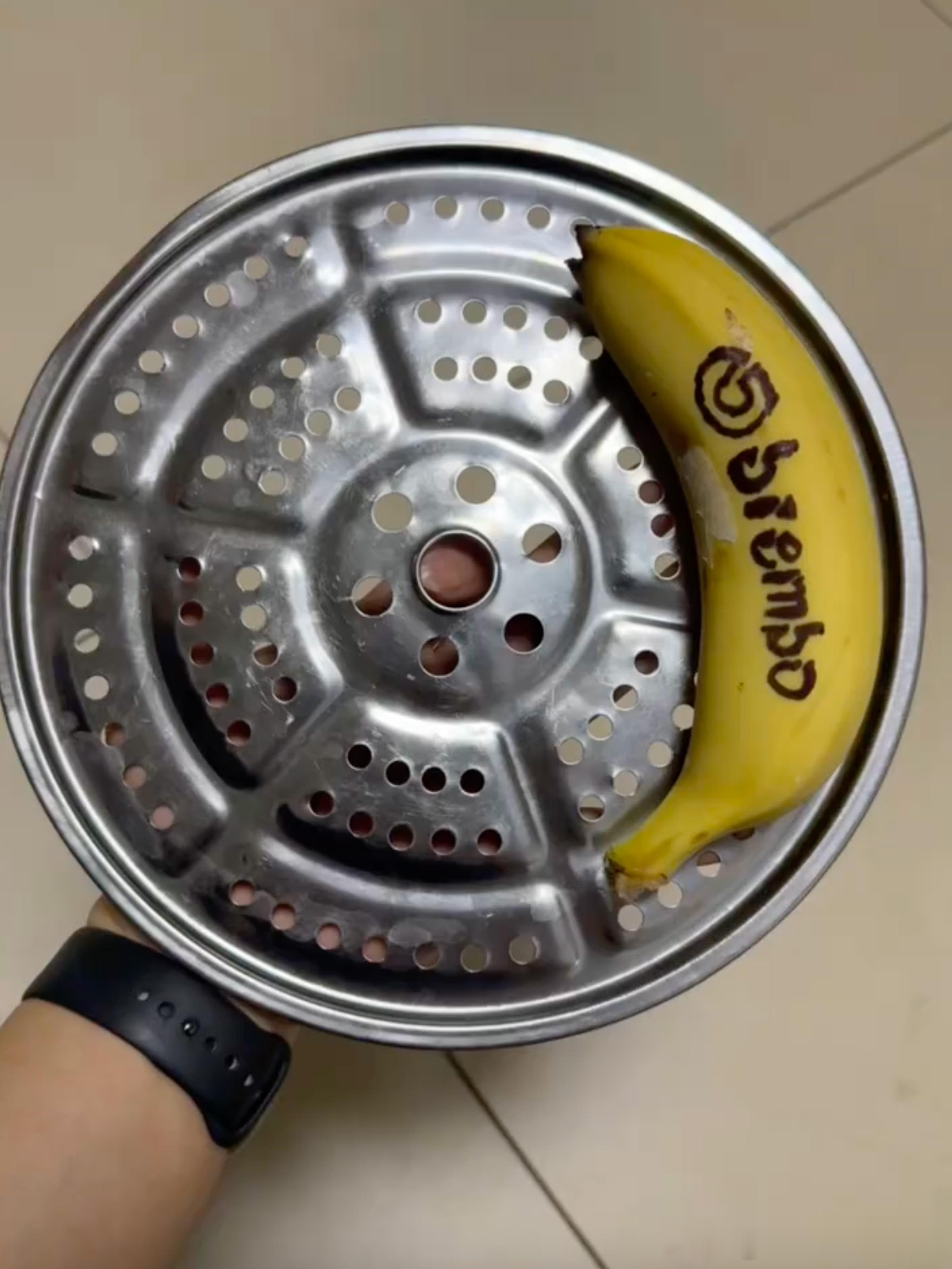胖哥汽车频道 这么经济实惠的鲍鱼谁不想拥有呢 brembo布雷博brembo