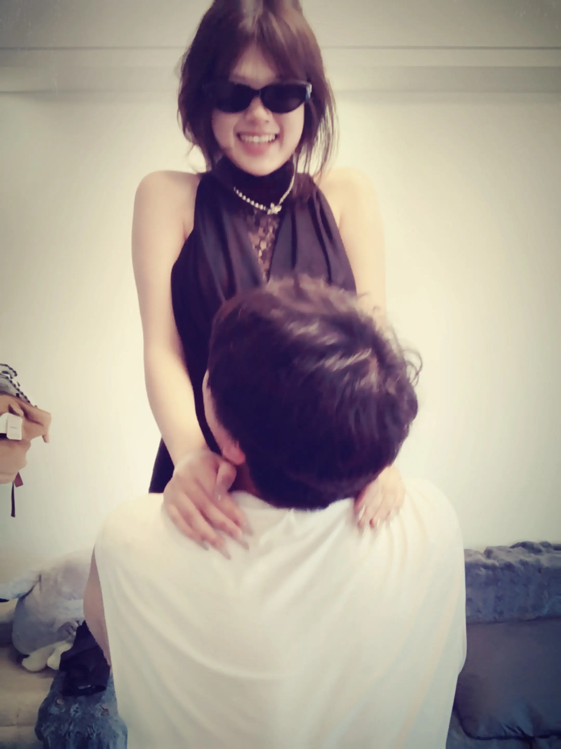 小肚 小肚 我可以贴贴你吗