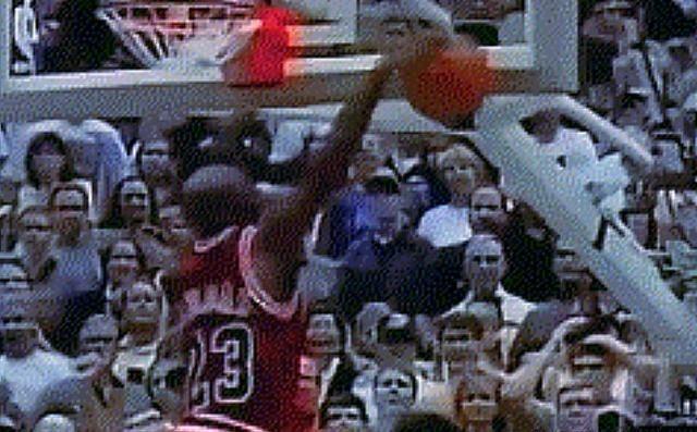 1997年总决赛上，斯托克顿第一次在总决赛遇到了乔丹，在他抢断乔丹之后，他才发现