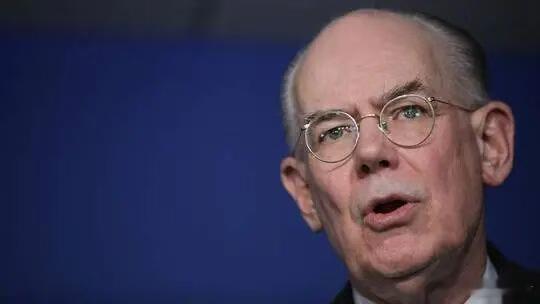 当美国转身离开：乌克兰危机如何撕裂西方阵营最近，美国著名国际问题专家、芝加哥大学