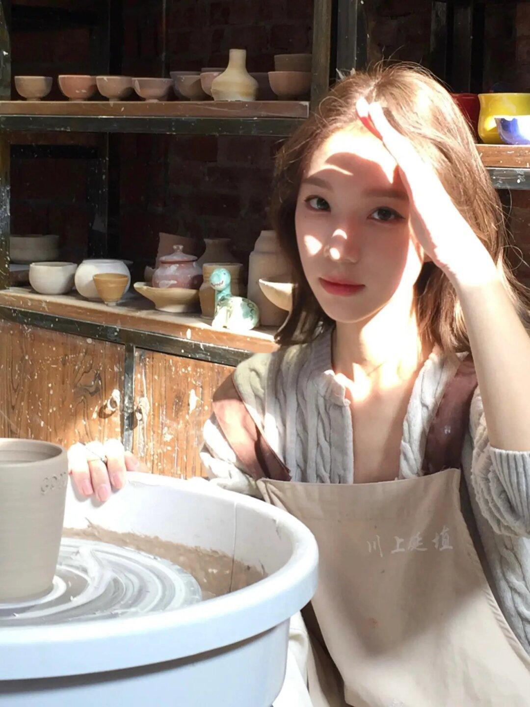 做治愈的事情会感到更多的幸福