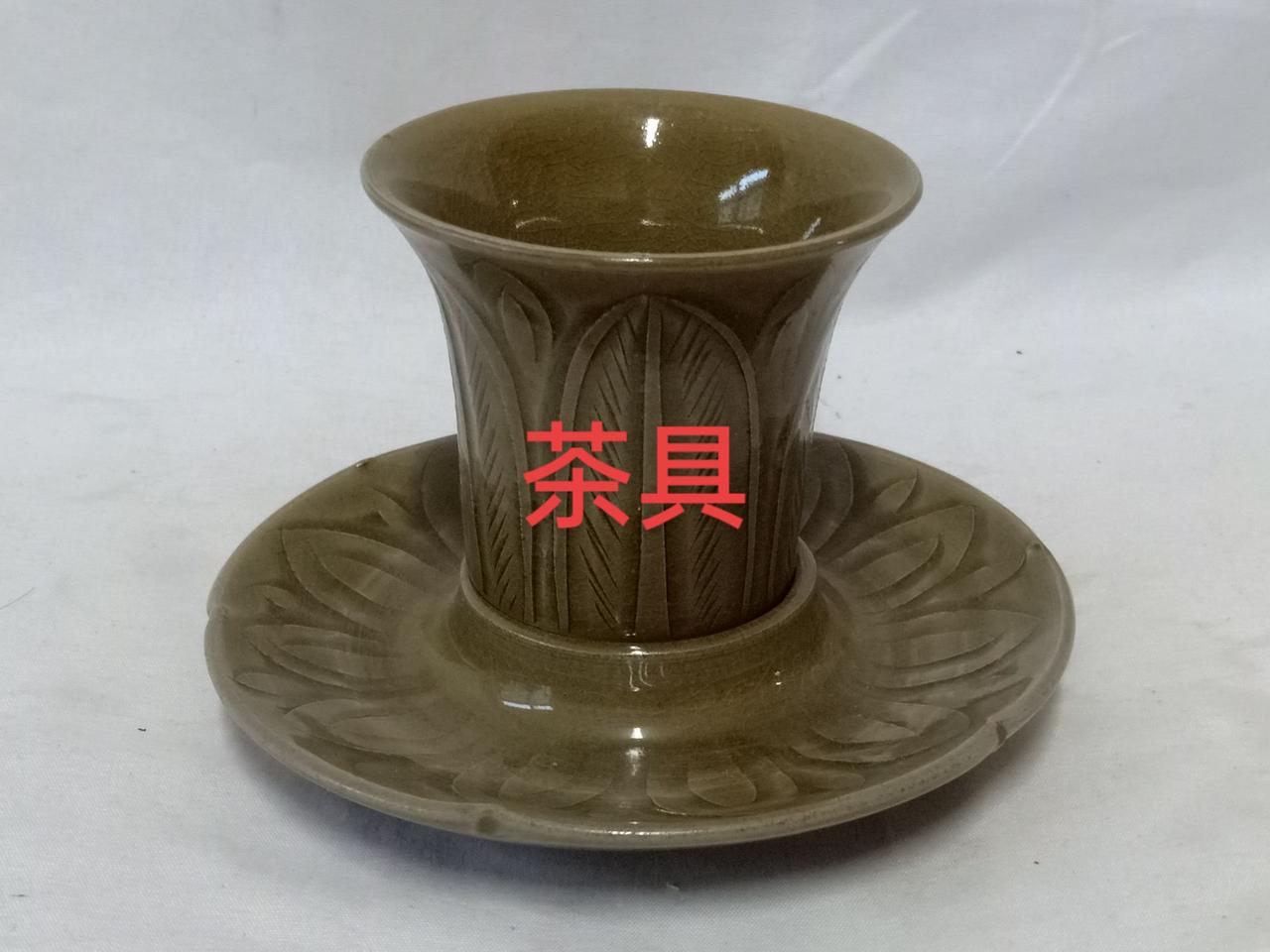瓷器