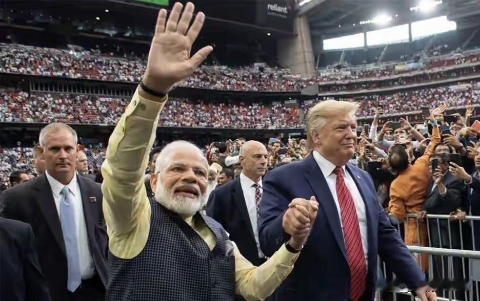特朗普夸赞莫迪是最好的朋友！印度同意不买俄油，印美皆大欢喜
经过几天的会谈，特朗