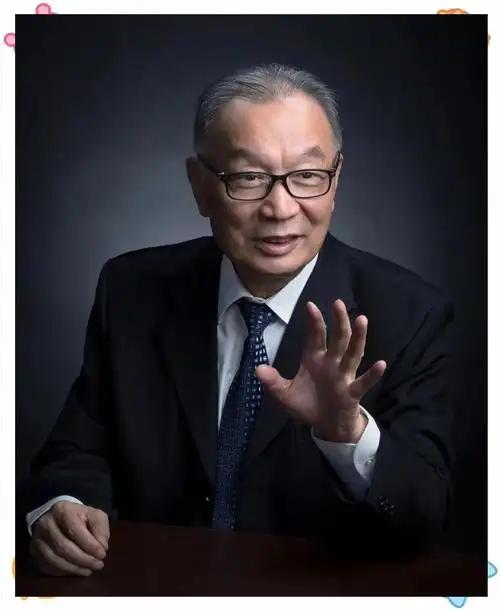 “几千万先烈舍命打的江山，几代人辛苦攒下的家底，凭什么说改姓就改姓，说私化就私化
