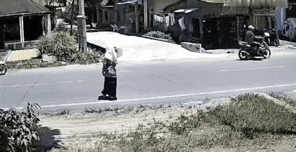 印度人确实皮实，抗摔！
