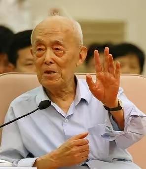 泪目！“北大终身教授”季羡林曾说：“如果还有来世，我情愿不读书，不留学，不当教授