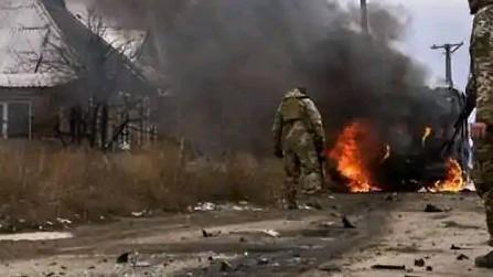 每当俄乌举行和谈之时，双方都加强了打击力度，都想显示自己的军事能力，但是可从双方