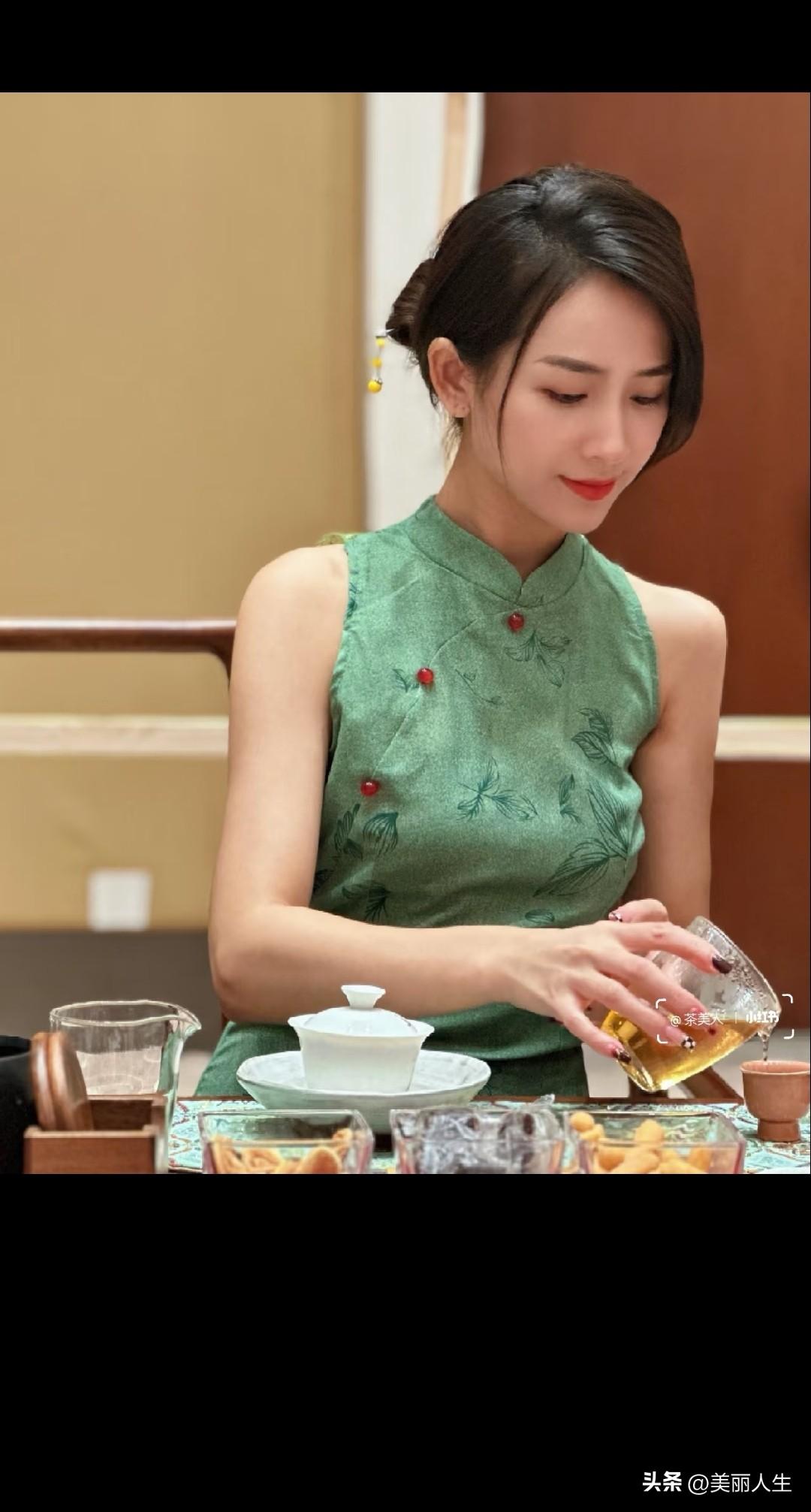 一盏清茶，温软入喉
褪去周身疲惫，只留满心安然
这便是生活最好的模样