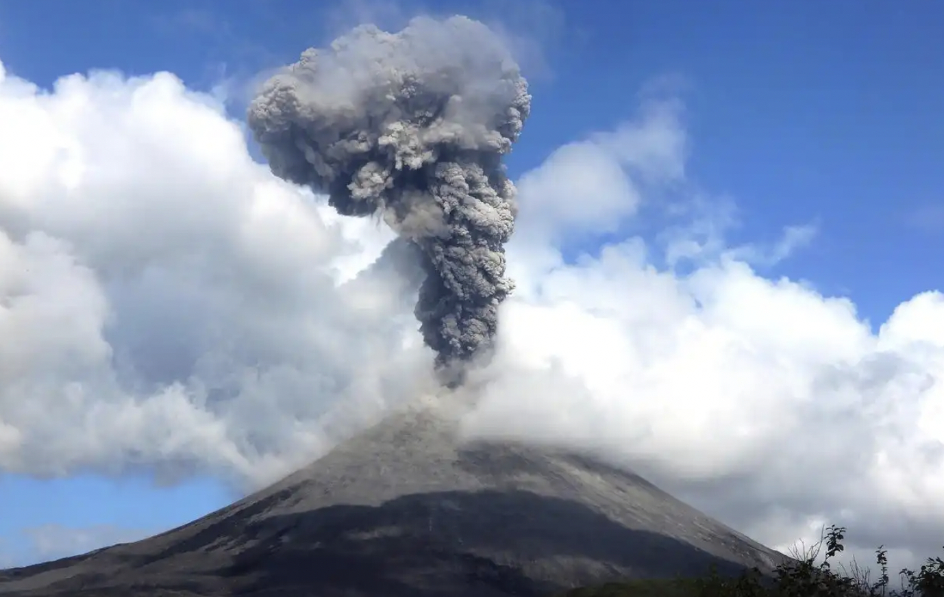 【日本一地出现神秘地鸣 ：居民担忧是地震或火山先兆】5月5日消息，据媒体报道，5