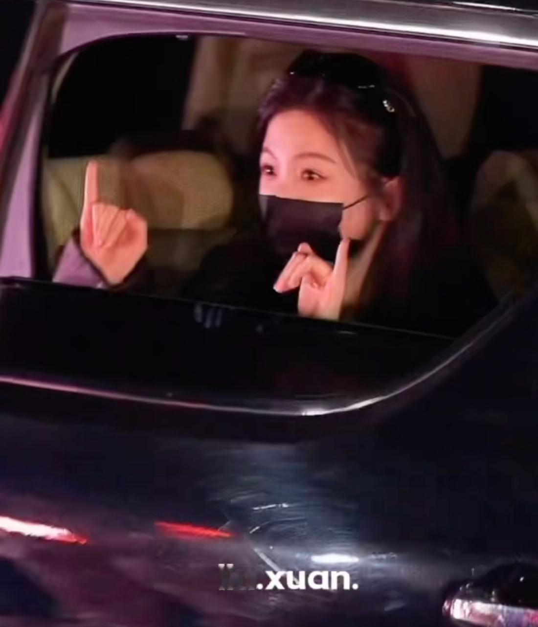 拉勾勾 陪我走～ 