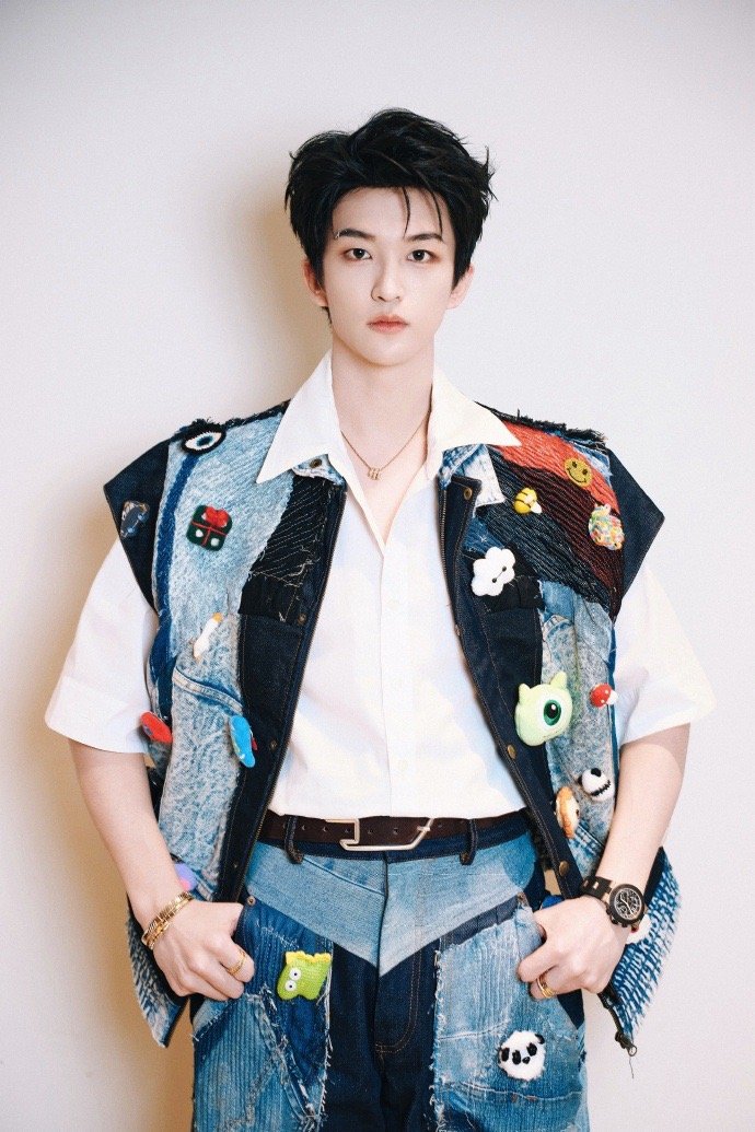 好家伙真的是差点错过了这个惊喜了啊！差点把黄子弘凡的电话当成诈骗的了