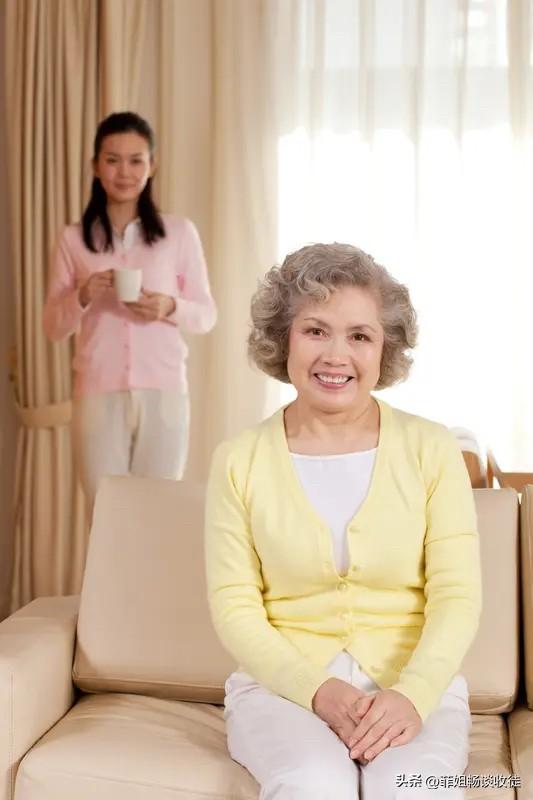 为何婆婆总是看儿媳不顺眼？这其中的缘由颇为复杂。武志红老师曾言，婆媳关系实则是一