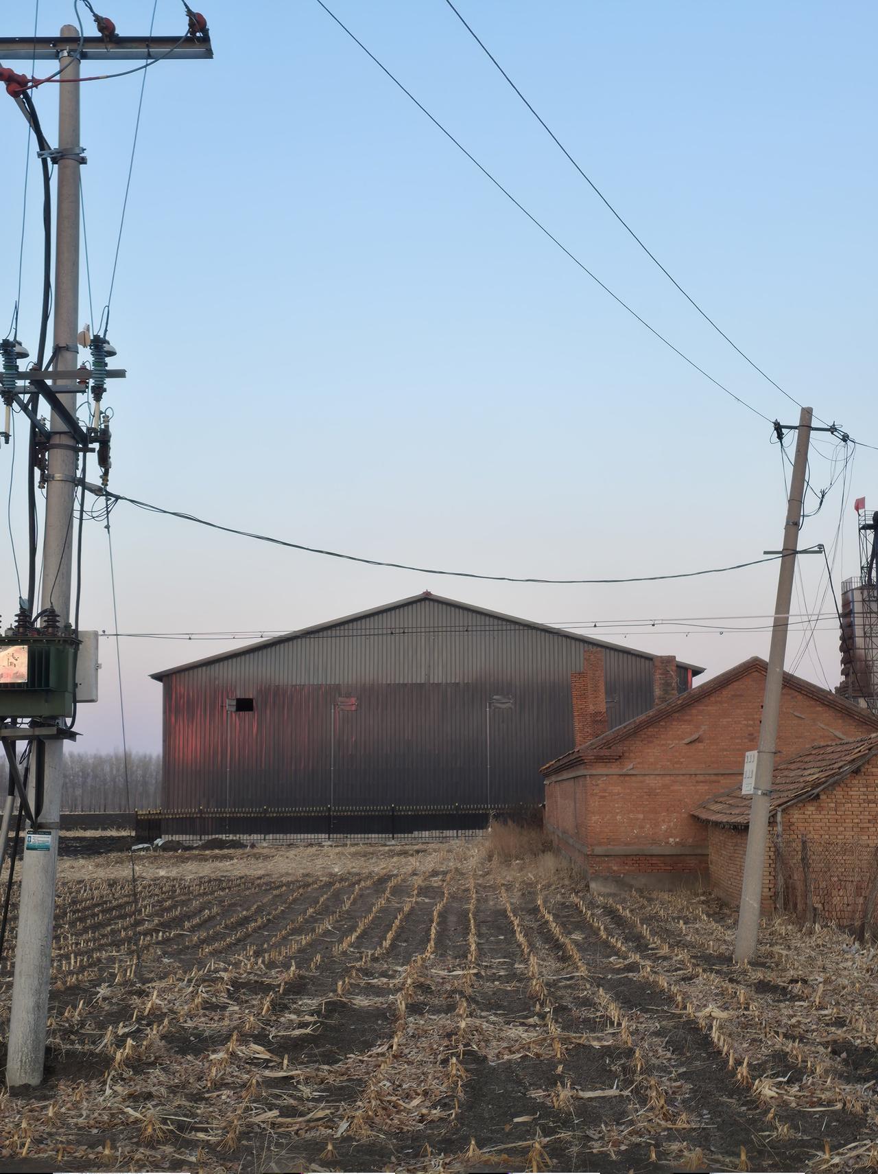 分享一张最近随手拍的照片最治愈的家乡原风景，最喜欢的乡土气息。