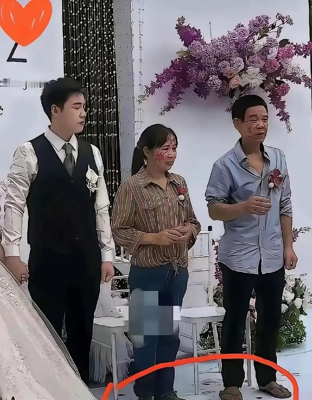 一对杭州小两口把原本20万的酒席钱直接拿去马尔代夫，拍个视频说“这钱我们度蜜月+