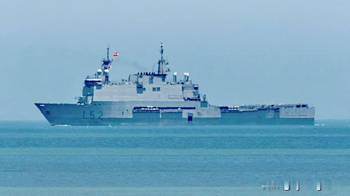 ⚓️2026年6月14日，以下舰艇抵达美国诺福克海军基地，参加“舰队演习250”