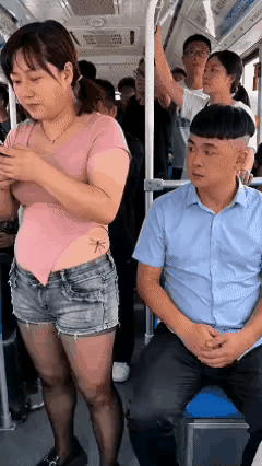 很逼真！
纹啥不好呢？专门在腰部纹个蚊子，不露腰吧？没人看到，露腰吧？又招来了蚊