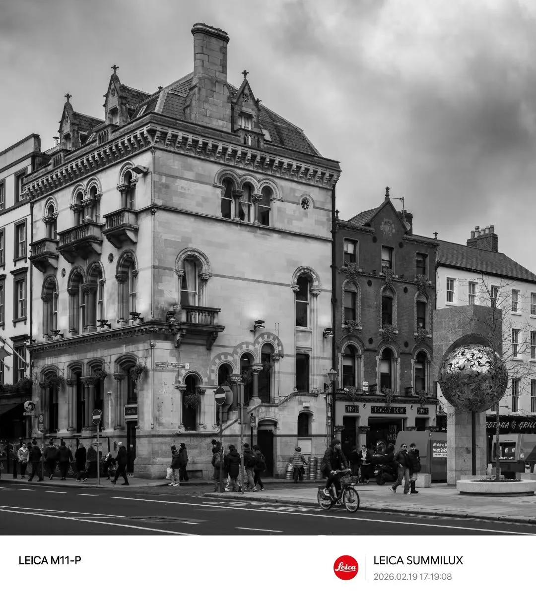 一路打卡了诸多景点，像“都柏林城堡”“半便士桥”“都柏林尖塔”等等，可这些地方都