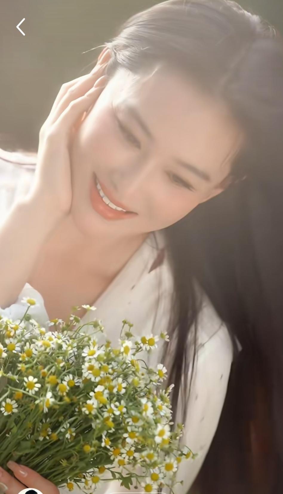 代言人美美哒~期待我的快递快快到来。💗💗💗