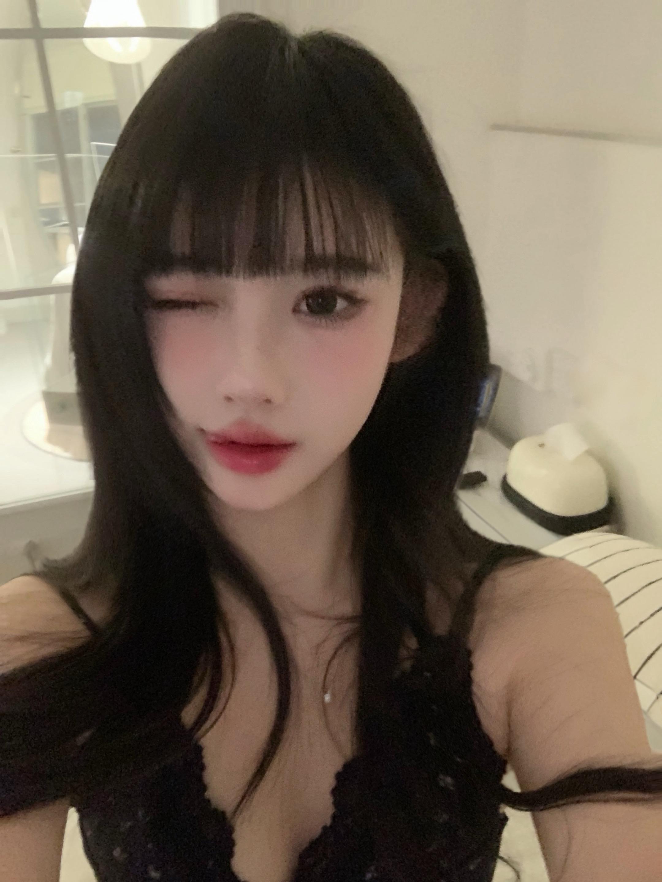 脑袋是用来想我的 笨蛋。