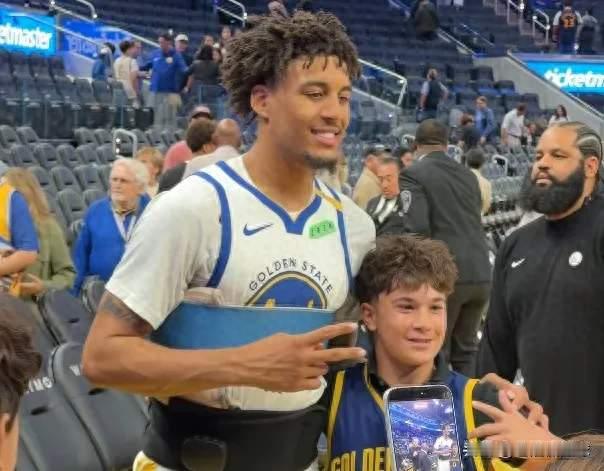 第1！联盟第1啊！勇士狂喜！科尔点评夏联MVP