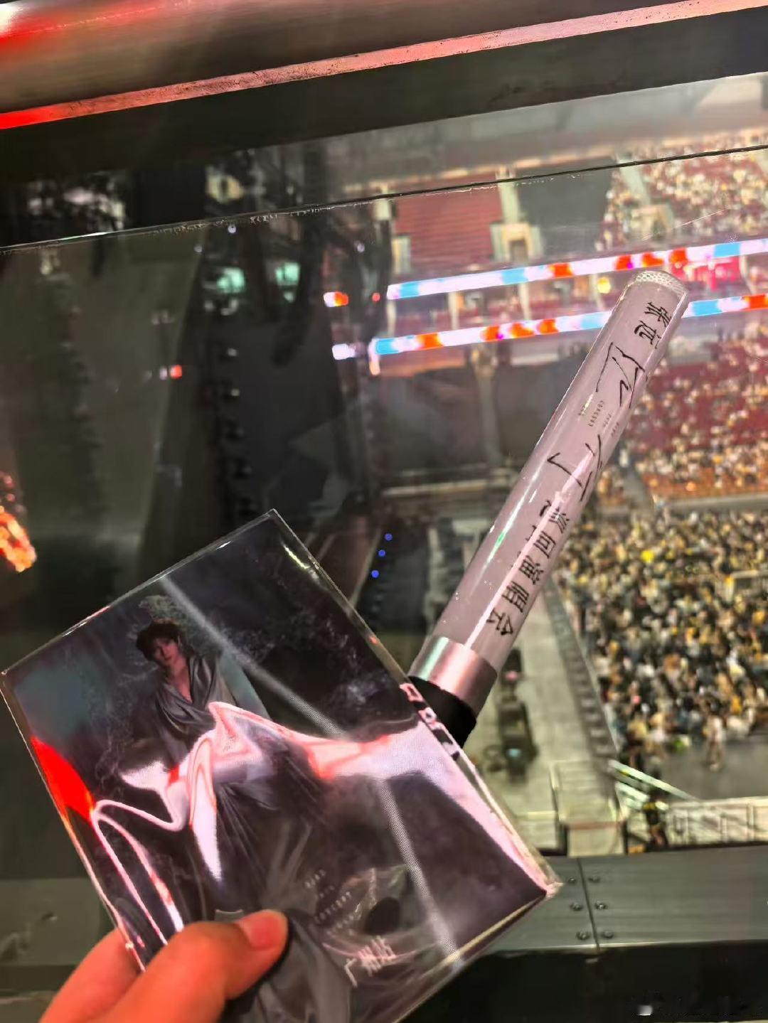 张远广州演唱会上座率 被张远广州场的现场震撼到，座无虚席，远哥的实力永远自带号召