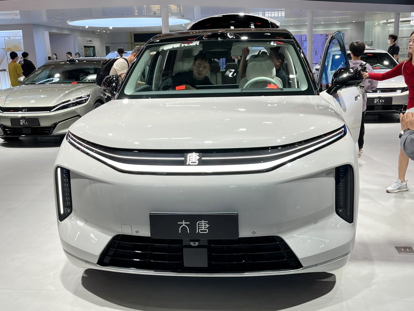 大唐来了！白色大唐，漂亮！百家车坛2026北京车展